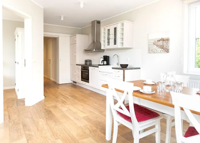 Haus Delft Anjola アパート *